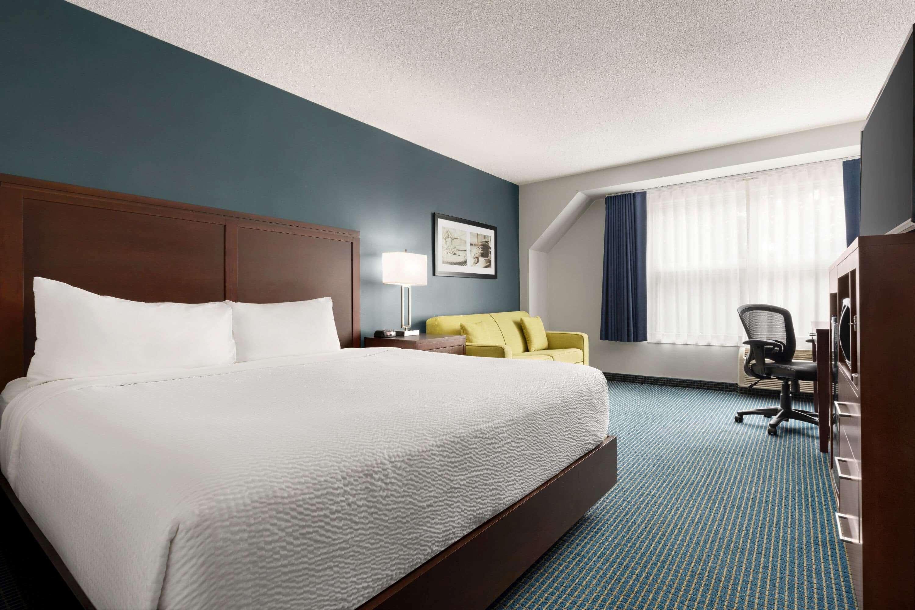 Days Inn By Wyndham Sarnia Harbourfront エクステリア 写真