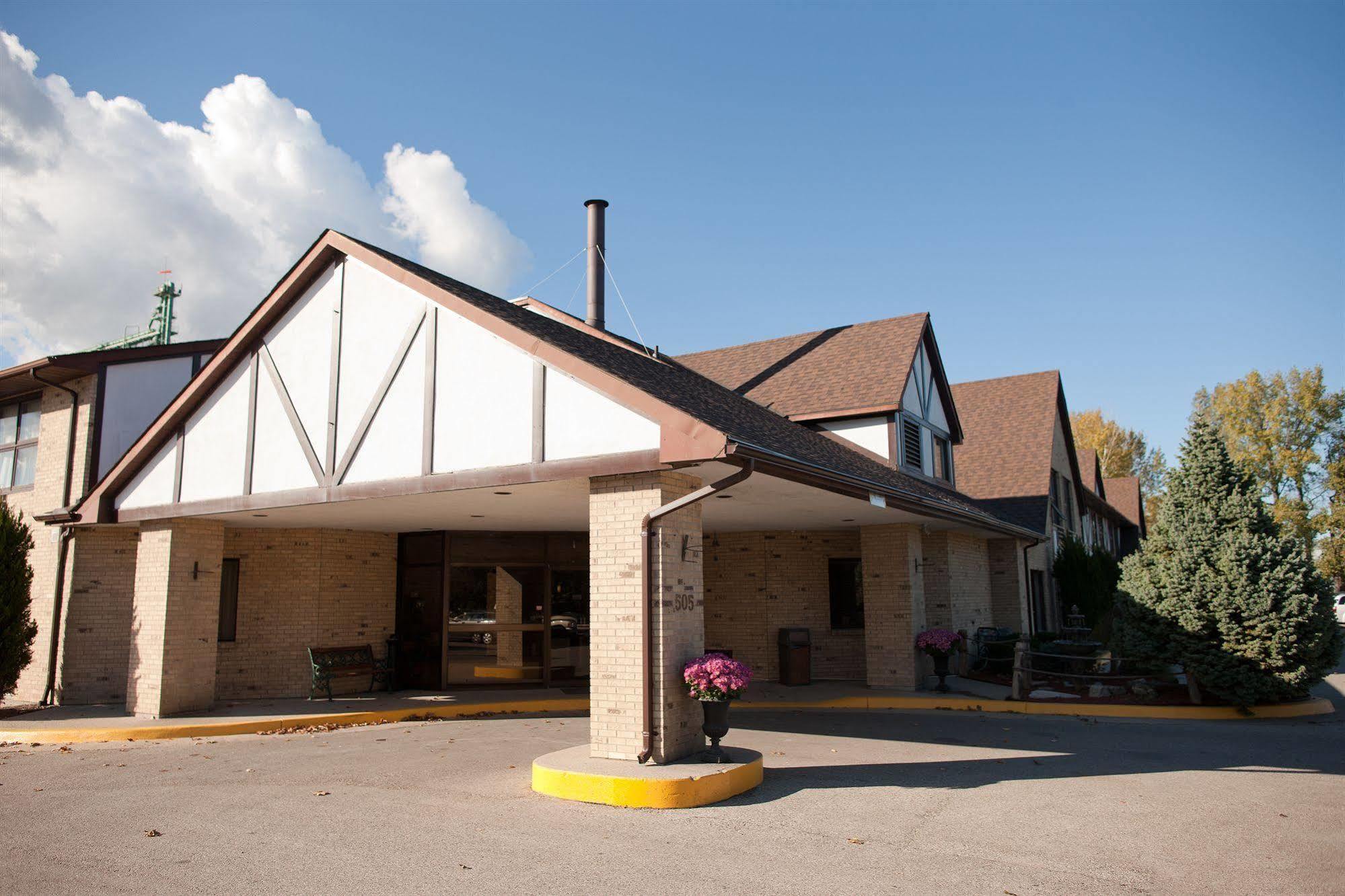 Days Inn By Wyndham Sarnia Harbourfront エクステリア 写真